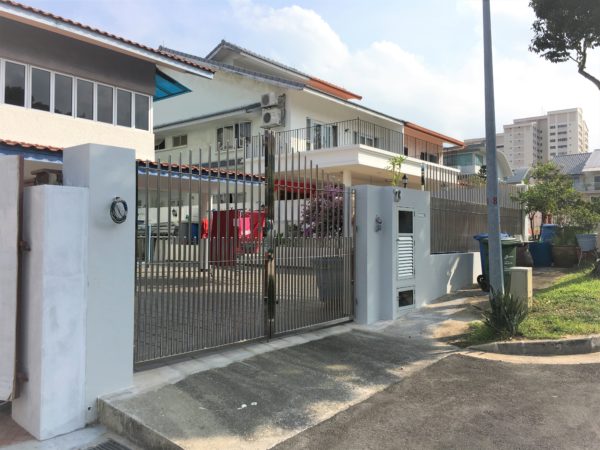 Driveway Gate - Stainless Steel